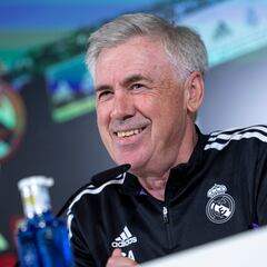 Ancelotti: “Benzema tiene un año más de contrato; no hay dudas”