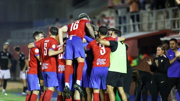 El Algeciras celebra el 2-0 de Marino frente al Ceuta en el encuentro disputado en la tarde de hoy en el Nuevo Mirador correspondiente a la jornada 9 de Primera Federación. Temporada 2024-2025.