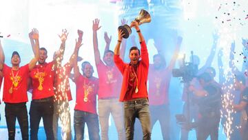 Rudy levanta la copa en Colón