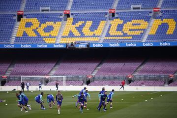 Barcelona-Granada en imágenes