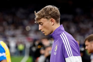 Huijsen paga la novatada