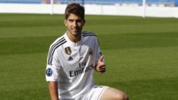 Aclamado por 300 madridistas. Lucas Silva se convirtió ayer en el séptimo fichaje del Madrid en la presente temporada.