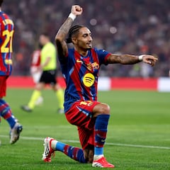 Raphinha defiende su MVP a lo grande