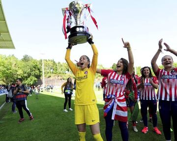 Lola Gallardo, campeona de Liga con el Atleti.