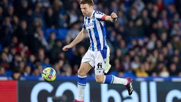 SAN SEBASTIAN, SPAIN - FEBRUARY 05: Asier Illarramendi of Real Sociedad in action during the LaLiga Santander match between Real Sociedad and Real Valladolid CF at Reale Arena on February 05, 2023 in San Sebastian, Spain. (Photo by Ion Alcoba/Quality Sport Images/Getty Images)