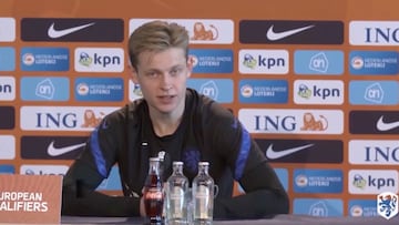 De Jong desvela lo que le pide Koeman en su posición