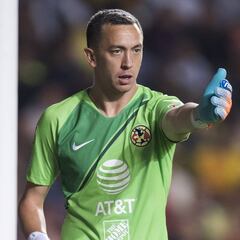 Marchesín: "Hay plantel, pero no futbol para ser Bicampeones