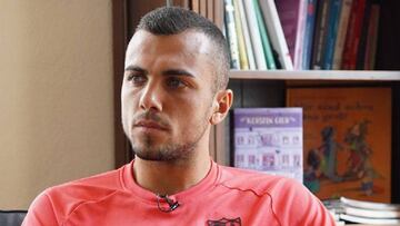 Joan Jordán: “Lopetegui nos insiste mucho en lo defensivo”