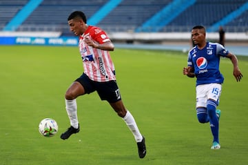 Junior de Barranquilla y Millonarios se enfrentaron en el estadio Metropolitano Roberto Meléndez por el partido de ida de las semifinales de la Liga BetPlay.