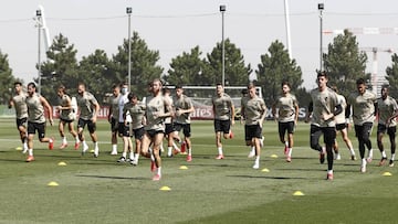Los jugadores de la plantilla del Real Madrid, en un entrenamiento.
