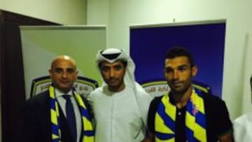 Barral, posando con su nueva elástica