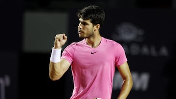 Tennis - ATP 500 - Rio Open - Jockey Club Brasileiro, Rio De Janeiro, Brazil - February 25, 2023 Spain's Carlos Alcaraz reacts during his semi final match against Chile's Nicolas Jarry REUTERS/Sergio Moraes