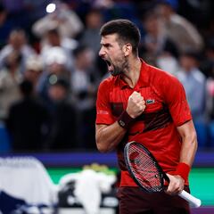 Un Djokovic titánico se cita con Sinner en la final de Shanghái