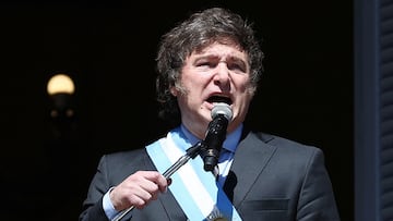 Argentina's President Javier Milei addresses supporters from the Casa Rosada balcony, after his swearing-in ceremony, in Buenos Aires, Argentina December 10, 2023. REUTERS/Agustin Marcarian