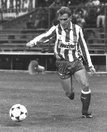 Visti¨® la camiseta del Osasuna durante diez temporadas en dos ¨¦pocas: desde 1982 hasta 1989 y desde 1990 hasta 1994. Jug¨® la temporada 1989-90 con el Atleti.