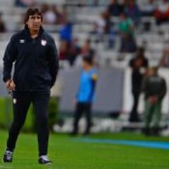 A Gustavo Costas le interesa tener a Rafa Márquez