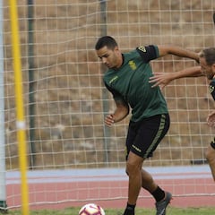 El Deportivo cierra el fichaje del lateral canario David Simón