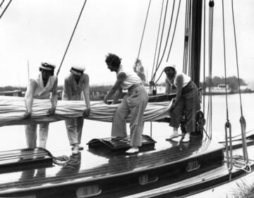 Tambin en 1988 fue el turno de la Vela en los JJOO, aunque ya haba pruebas de una gran preparacin femenina previa. La imagen, de 1932.