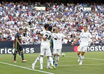 Marco Asensio anotó el 2-1 tras un magnífico pase de Vinicius.