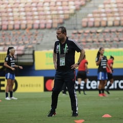 Trabajó durante nueve años en la Roja y se fue por diferencias con Córdova: “Es autoritario... Cree que tiene la verdad absoluta”