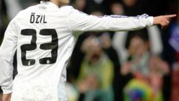 Özil: "Estoy en el Madrid por Mourinho, es el mejor"