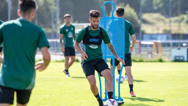 Oficial: Moi Delgado ficha por el Huesca