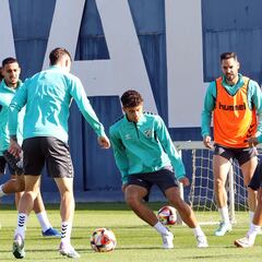 Mérida y Málaga, con el espíritu de Juanito y mucho en juego