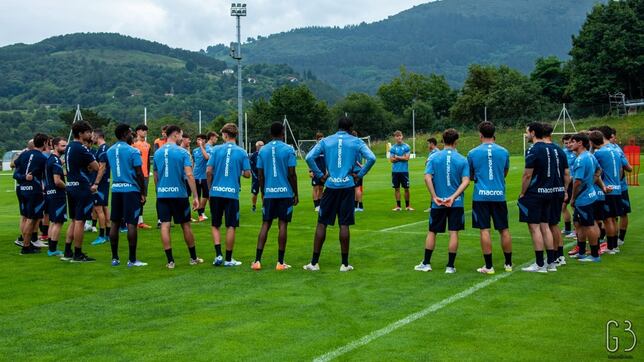 La Real Sociedad B estrecha el círculo en las primeras dudas del Málaga