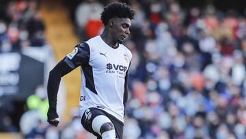 03/04/22 PARTIDO PRIMERA DIVISOIN JORNADA 30
VALENCIA CF - CADIZ CF
THIERRY CORREIA Y LUIS ESPINO