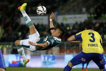 Unión Española repatrió al ex ariete de Wanderers y Colo Colo, quien estuvo en Talleres de Argentina anteriormente.