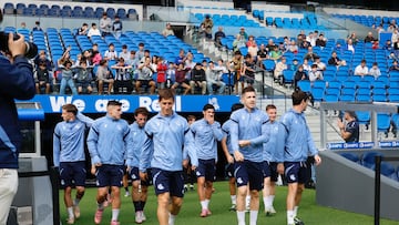 Entrenamiento de la real sociedad en Anoeta a puerta abierta