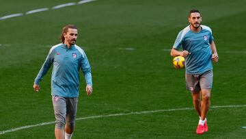 Griezmann y Koke, en la sesión de entrenamiento del Atlético.