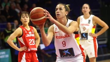 Queralt Casas of Spain takes a free throw during the FIBA Women's Olympic Qualifying basketball match between Spain and Japan in Sopron, Hungary, 08 February 2024.