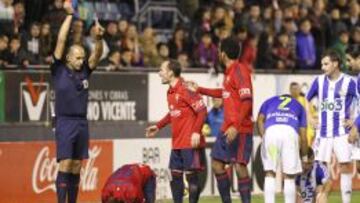 L&oacute;pez Amaya expulsa a Vujadinovic en el partido contra la Ponferradina