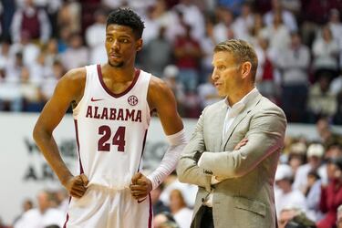 Brandon Miller’s frisking act is the talk of college basketball
