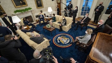 Joe Biden,Kamala Harris,Susan Collins,Lisa Murkowski,Thom Tillis,Jerry Moran,Shelley Moore Capito,Bill Cassidy,Mitt Romney United States President Joe Biden and US Vice President Kamala Harris meet with Republican US Senators about the American Rescue Pla