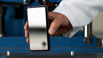 El nuevo cristal para móviles que aguanta caídas de 2 metros