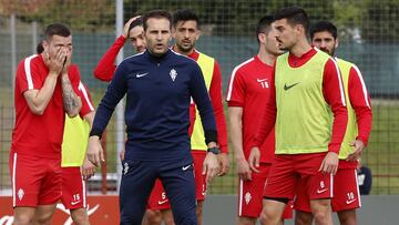 Baraja durante un entrenamiento del Sporting en Mareo