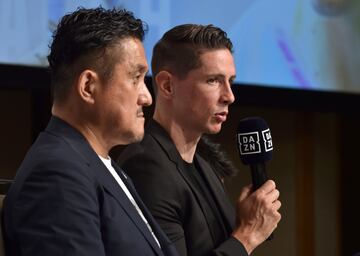 Fernando Torres tras 18 a?os anunci¨® su retira en un rueda de prensa ofrecida en Tokyo. "Ha llegado el momento de poner punto y final a mi carrera" dijo el delantero fuenlabre?o.