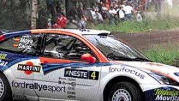 <B>NUEVO SUSTO.</B> Sainz sufrió ayer otra salida de pista con su Xsara.