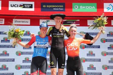 Lucy Kennedy se impone en la primera Cl¨¢sica femenina