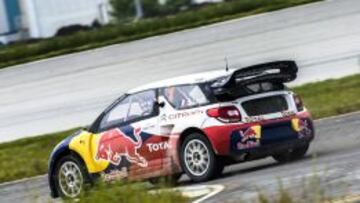 Loeb, entrenándose con el Citroën que la marca prepara para su asalto al Mundial de Turismos.