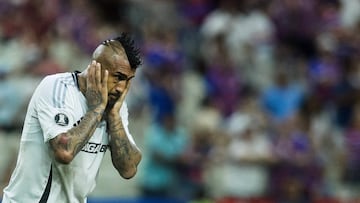 Reconocido actor chileno se ‘lanza’ contra Arturo Vidal: “Con tu sueldo...”