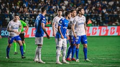 Kuscevic brilla ante un gigante de Brasil y se acerca al líder