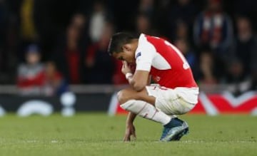 Alexis Sanchez durante el duelo de Arsenal ante Olympiacos por la segunda fecha de la Liga de Campeones.