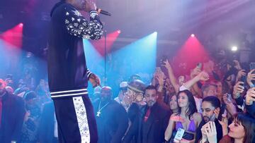 MIAMI, FLORIDA - OCTOBER 29: Snoop Dogg performs at E11EVEN Miami on October 29, 2022 in Miami, Florida. (Photo by Alexander Tamargo/Getty Images for E11EVEN)