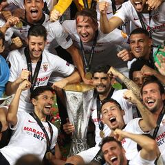 El error histórico que hizo que el Sevilla vista ahora de blanco