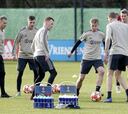El Ajax llega hoy a Madrid con espíritu de remontada