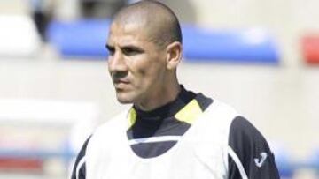 Daniel "Cata" Díaz, defensa del Getafe, afirmó hoy que pos su cabeza "no pasa la posibilidad de descender", y recordó el incidente con el madridista Marcelo, con quien tuvo un encontronazo después del partido del Real Madrid, y al que pidió más "respeto" a sus rivales.