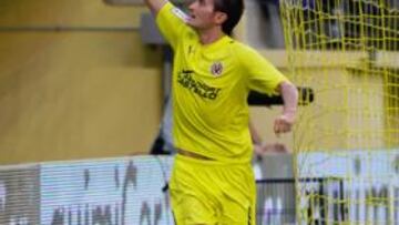 <b>RENTABILIDAD PURA. </b>Llorente anotó ante el Depor y cada vez que lo hace nunca pierde el Villarreal.